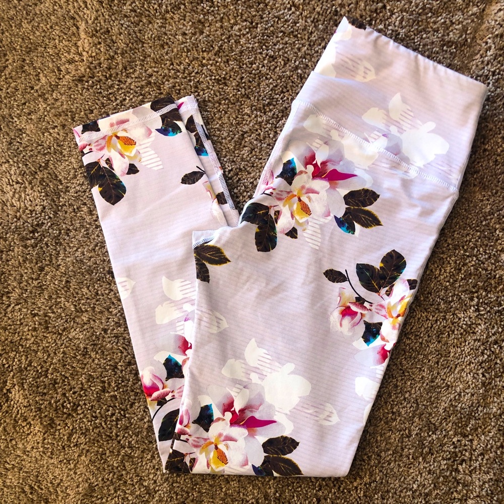 Mono B Leggings